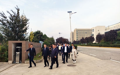 团市委、市贸促会、市青企协一行到MG不朽情缘集团泾河产业园调查互换